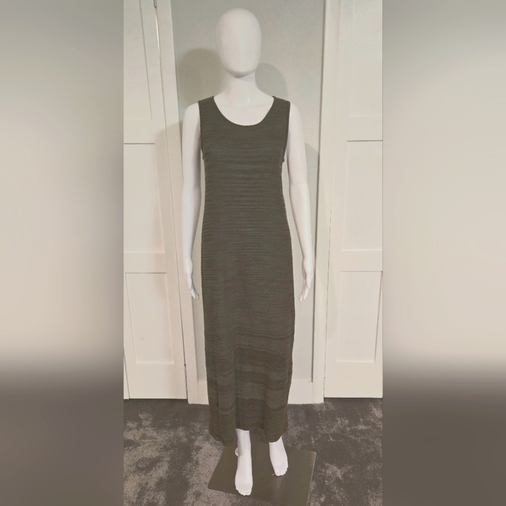 DKNY.Sleeveless Striped Dress - Black